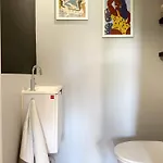 With 2 Bedrooms, Terrace, Pool & Parking * Антиб