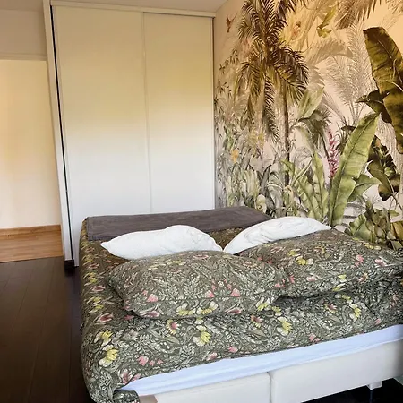 Apartment With 2 Bedrooms, Terrace, Pool & Parking Antibes